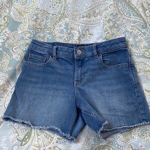GAP Denim Stretch Midi Shorts - great condition